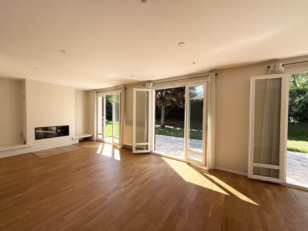 Maison à VERNOUILLET