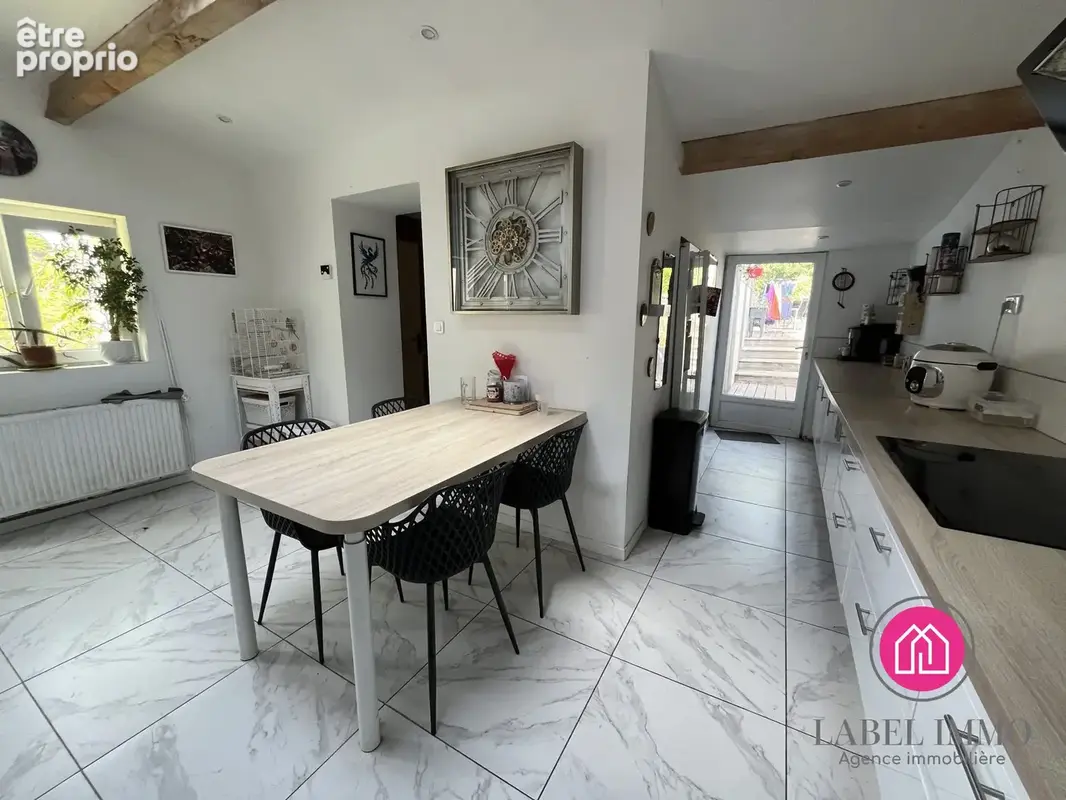 Maison 8 pièces 184 m² à vendre à Hergnies (59199) - photo 4
