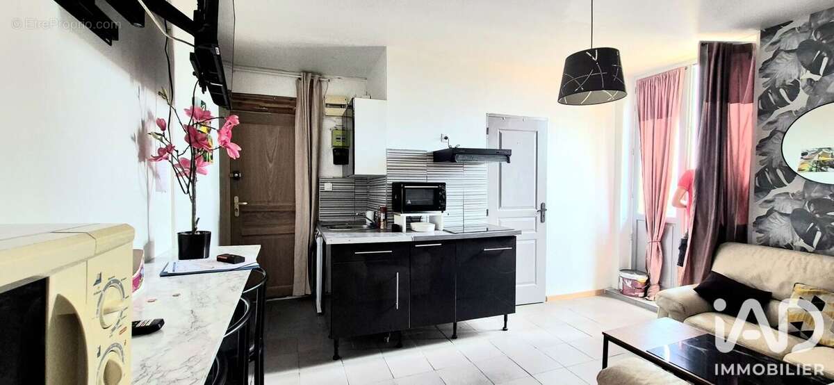 Appartement 46 m² à Saint-Etienne  - photo 4