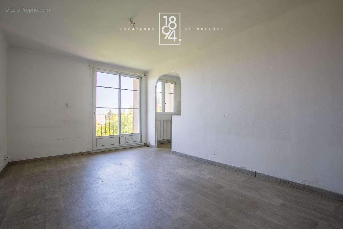 Appartement à MARSEILLE-14E