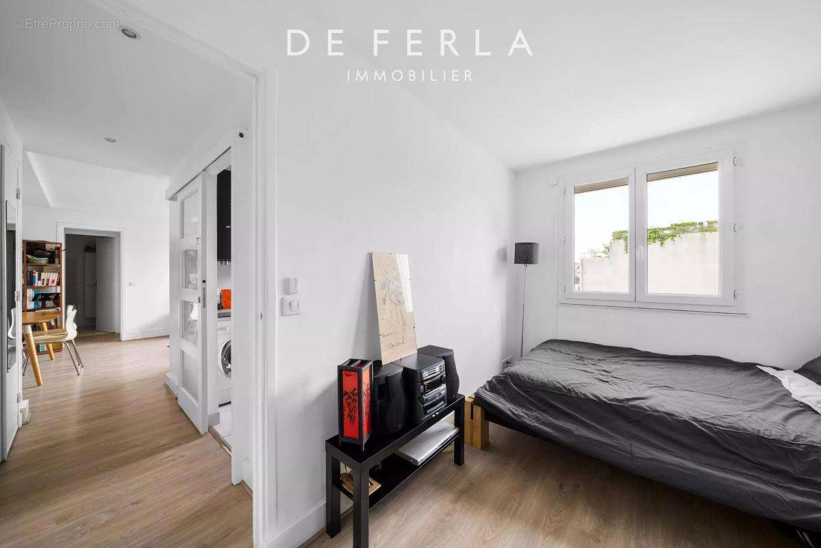 Appartement à PARIS-15E