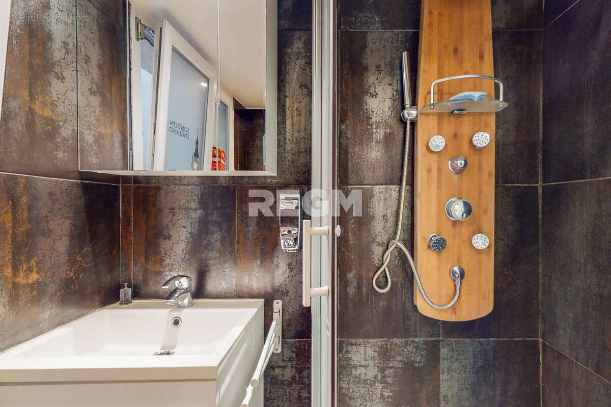 Appartement à PARIS-6E