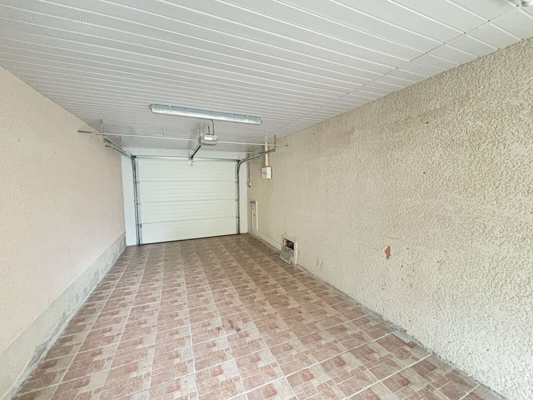 Maison à LABRUGUIERE