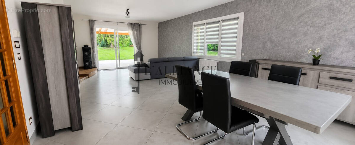 Maison 173 m² à Boubers-Sur-Canche  - photo 2