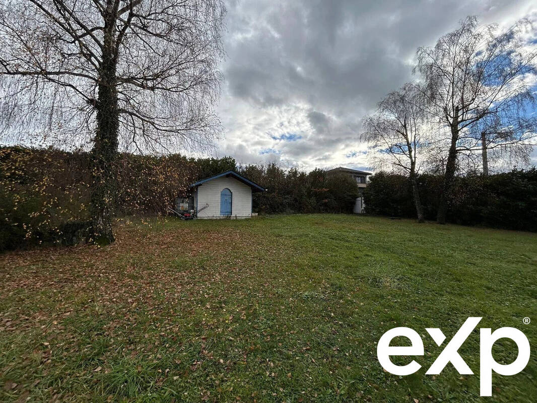 Terrain à ANTHY-SUR-LEMAN