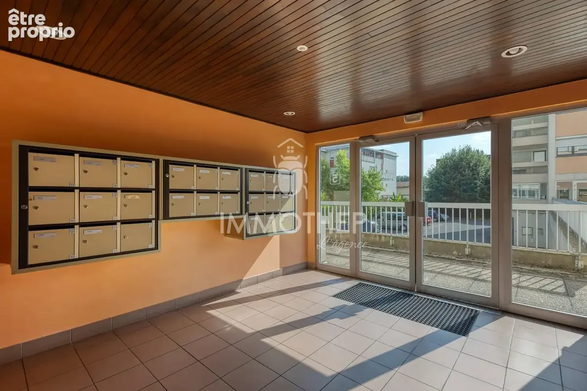 Appartement 94 m² à Seyssinet-Pariset  - photo 2