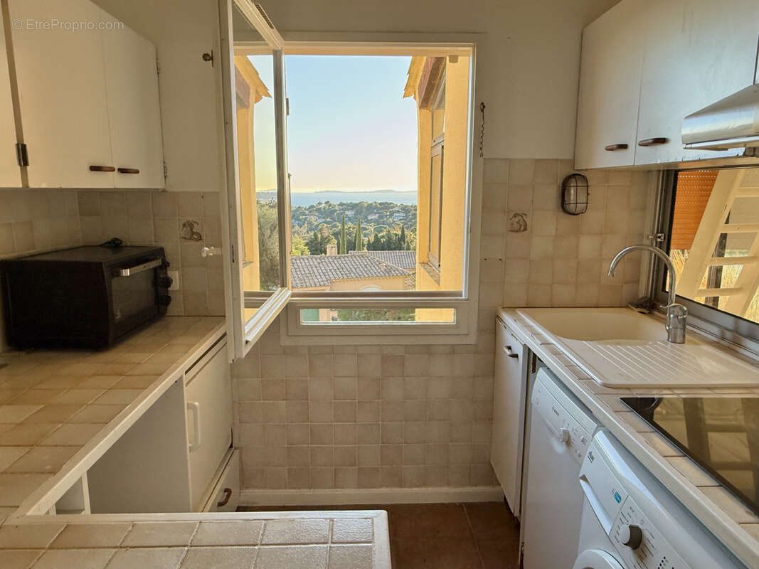 Appartement à LA CROIX-VALMER