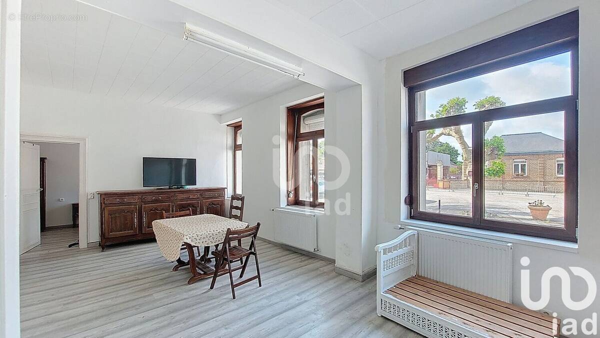 Photo 1 - Maison à CURGIES