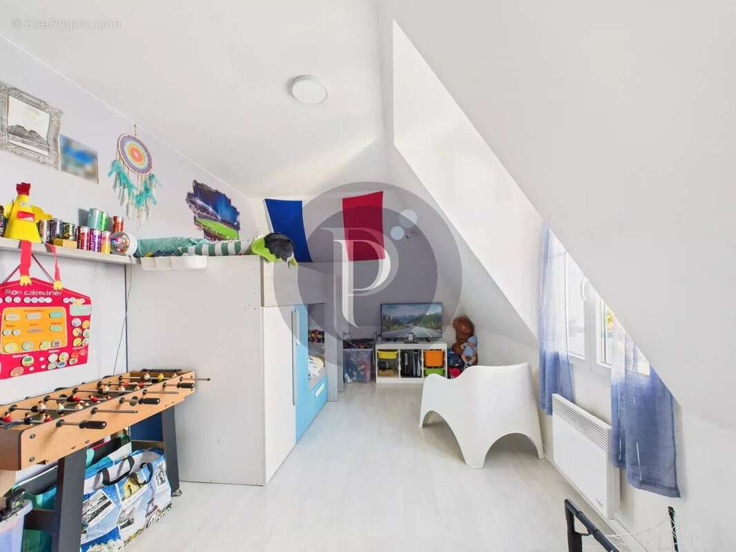 Appartement à LE PLESSIS-ROBINSON