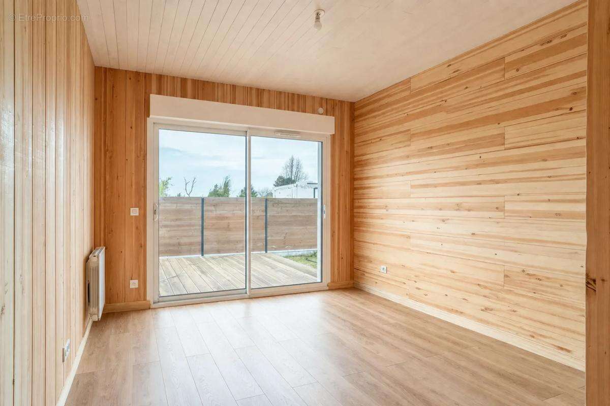 Maison neuve 6 pièces avec jardin à Arès - photo 16