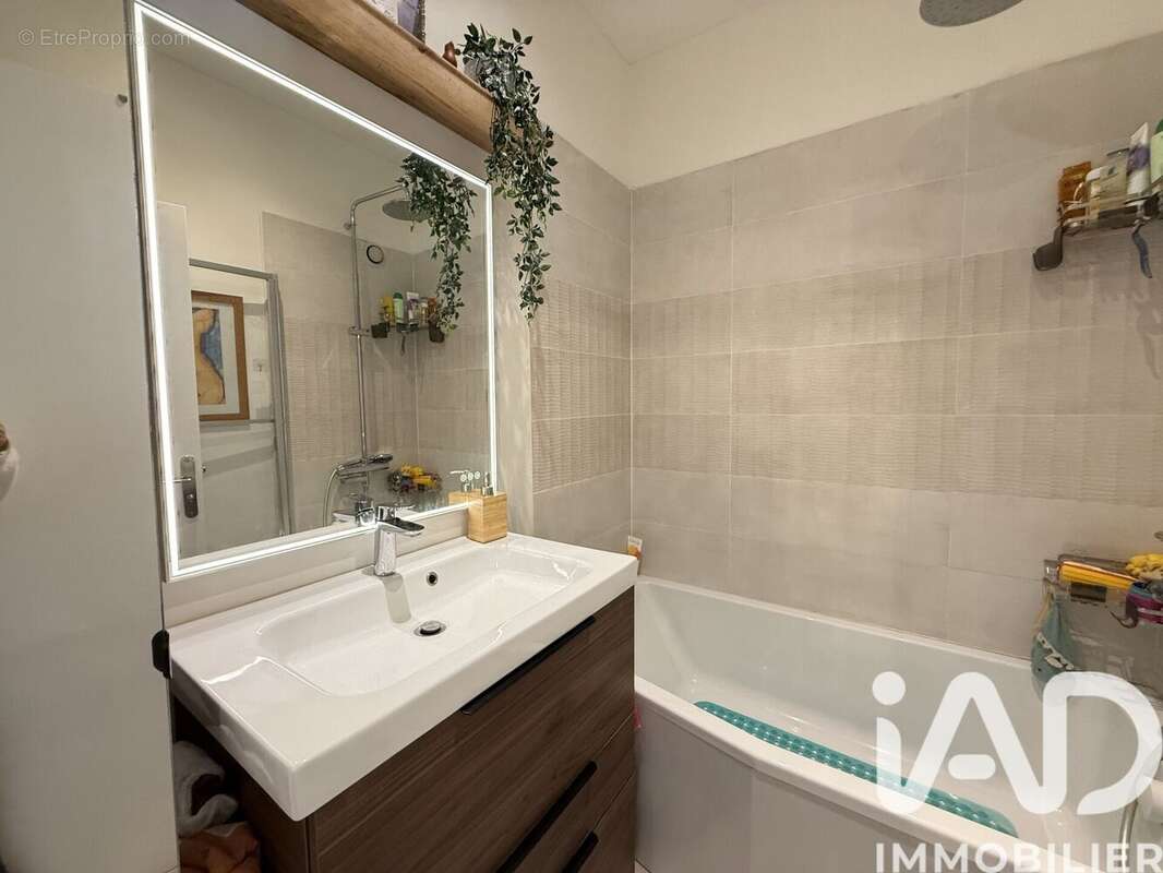 Photo 9 - Appartement à NOGENT-SUR-MARNE