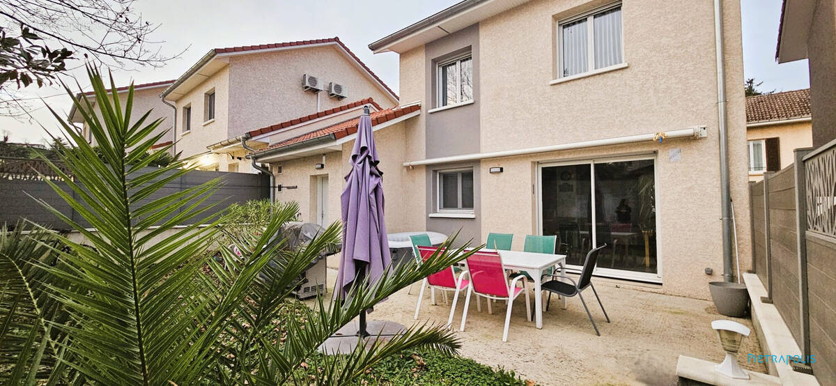 Maison à SAINT-QUENTIN-FALLAVIER