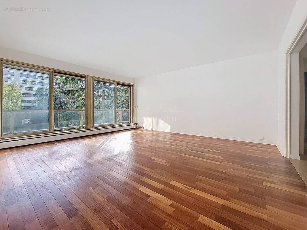 Appartement à SAINT-CLOUD