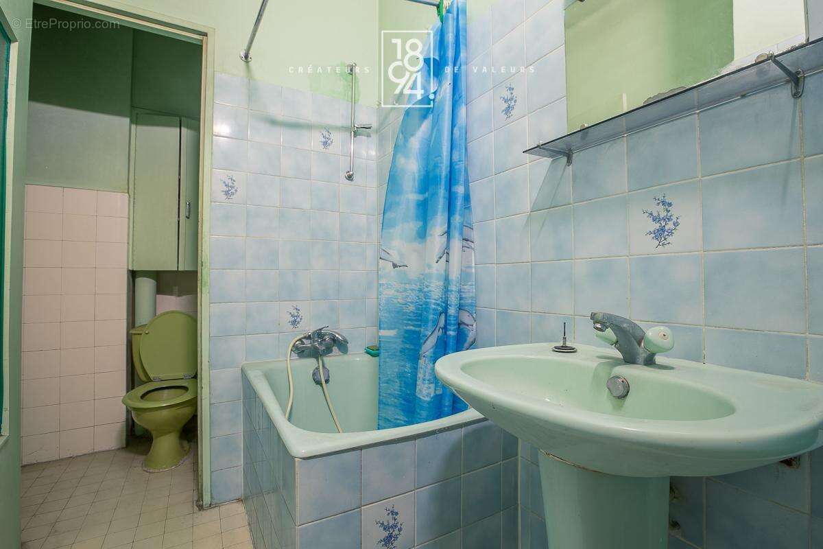 Appartement à MARSEILLE-2E