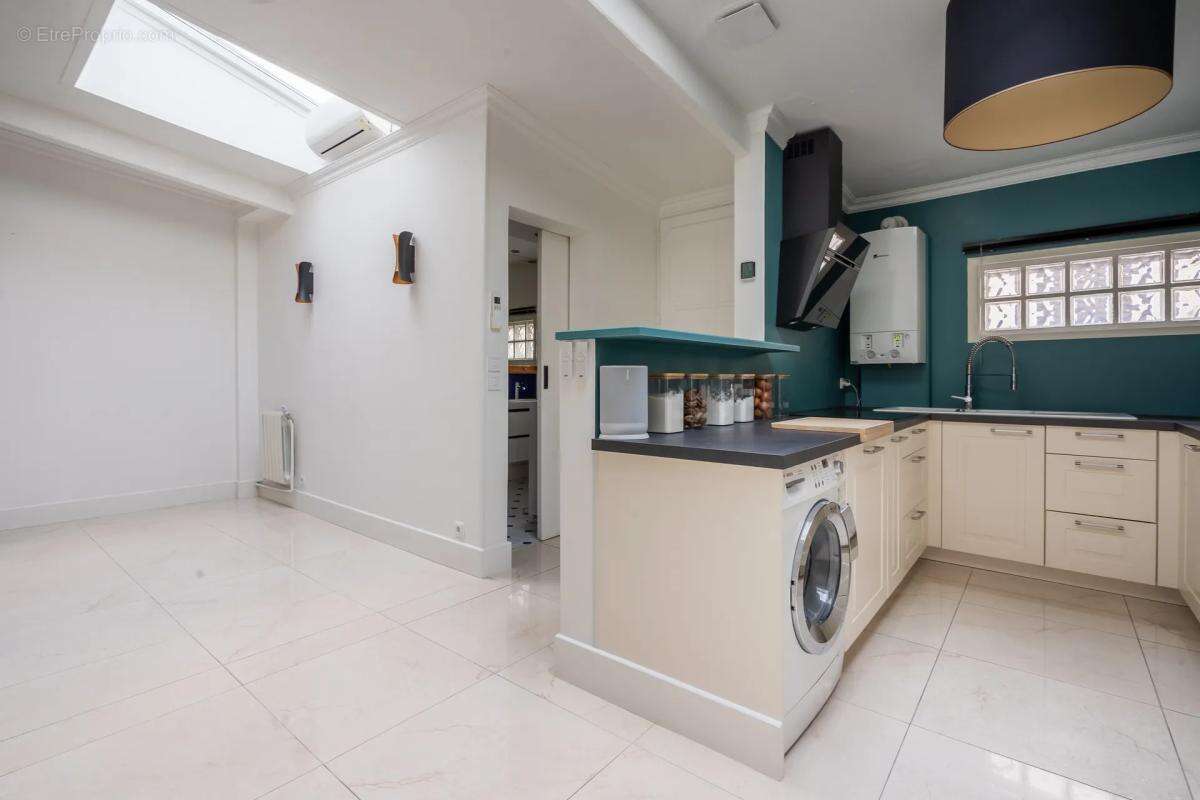 Maison à MAISONS-ALFORT