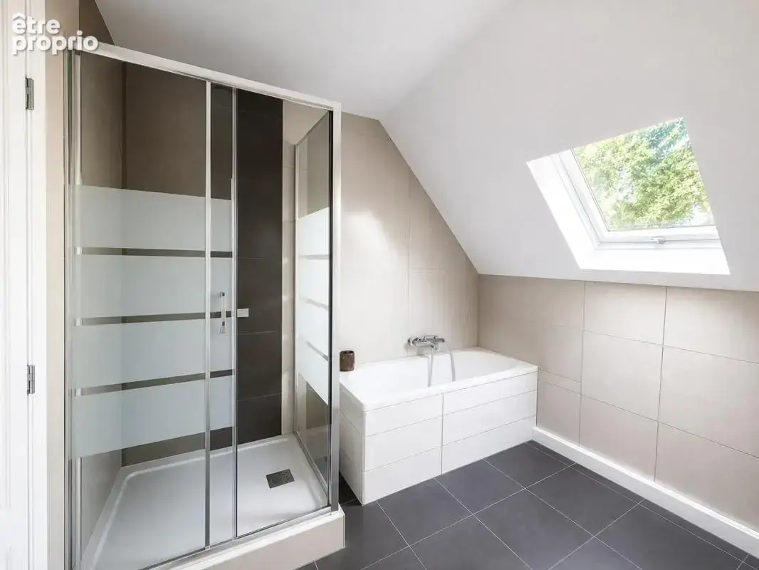 Maison de 5 pièces de 121.43m² à Dammarie-les-Lys - photo 10