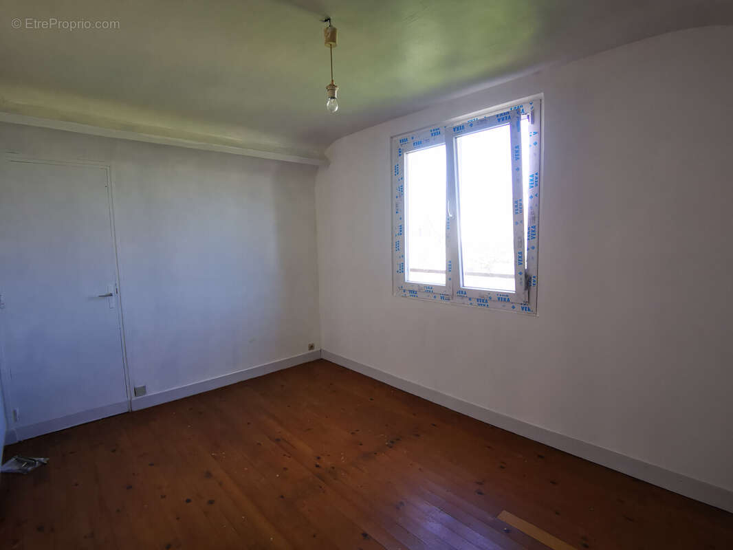 Maison à EMBREVILLE