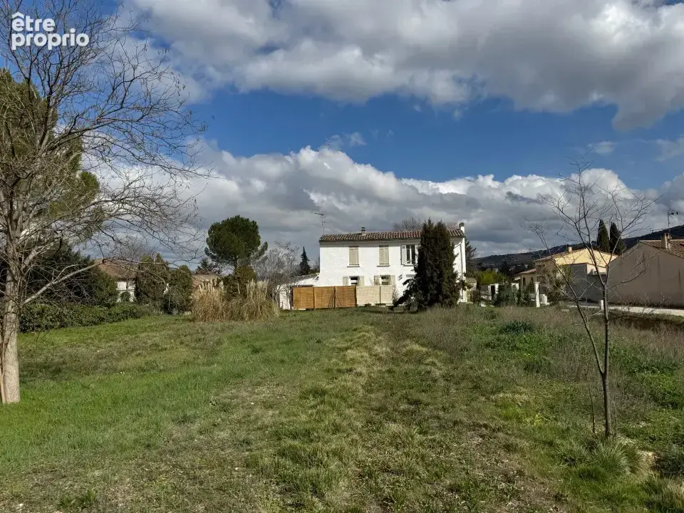 Terrain à ORAISON