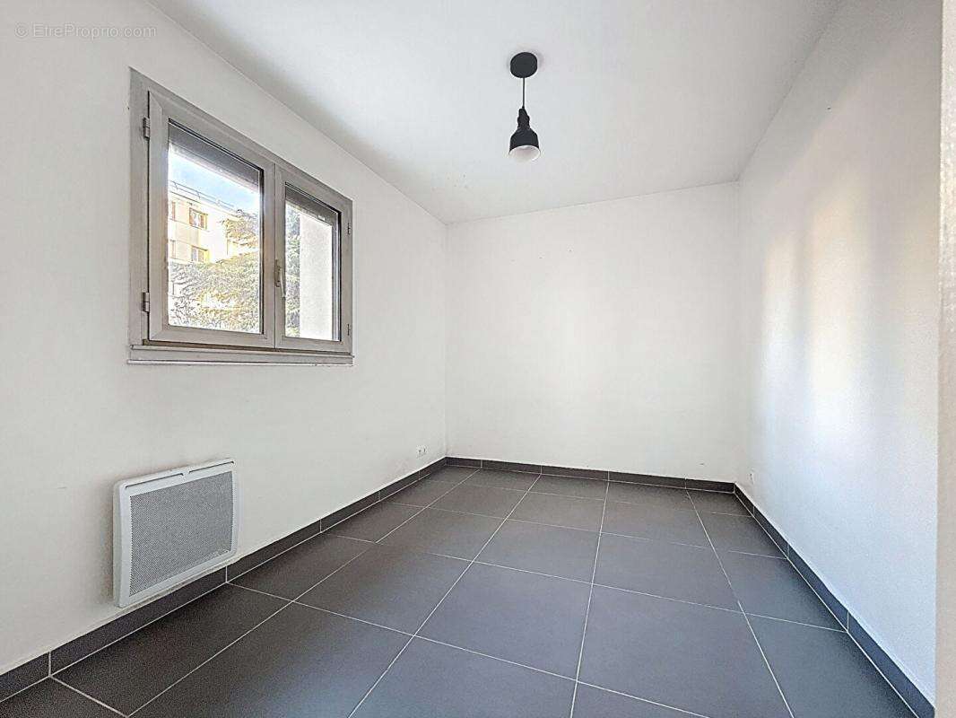 Appartement à VILLEJUIF