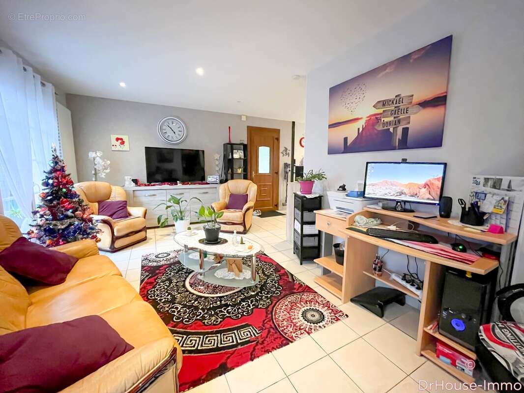 Maison à CHATELLERAULT