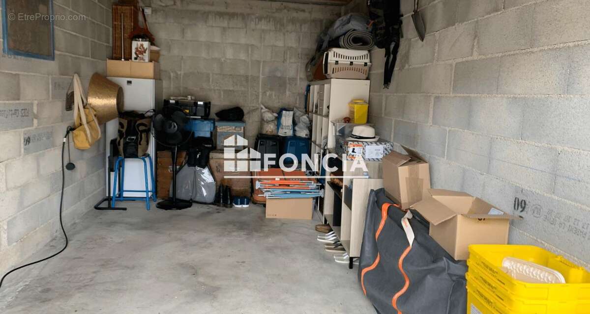Appartement à VENELLES