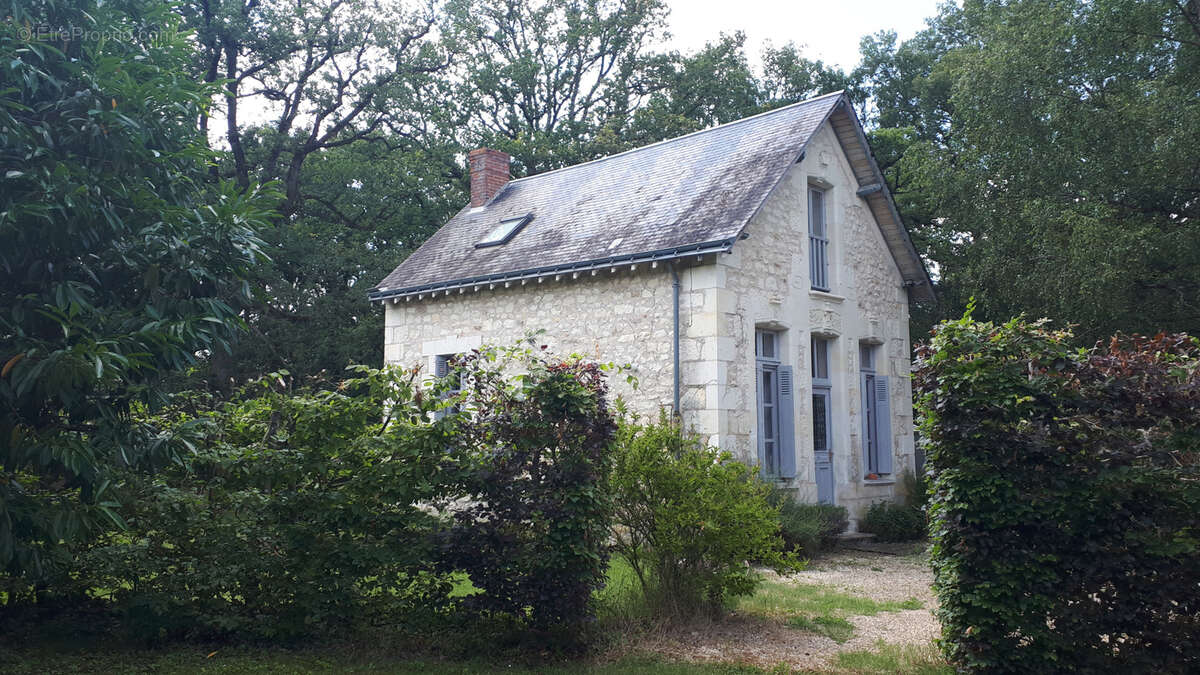 Maison à SAINTE-MAURE-DE-TOURAINE