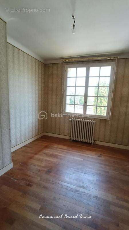 Maison à MONTMORILLON