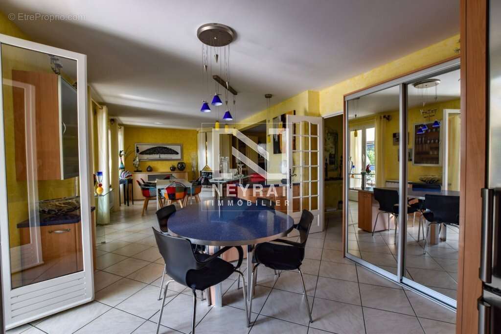 Maison à GIVRY