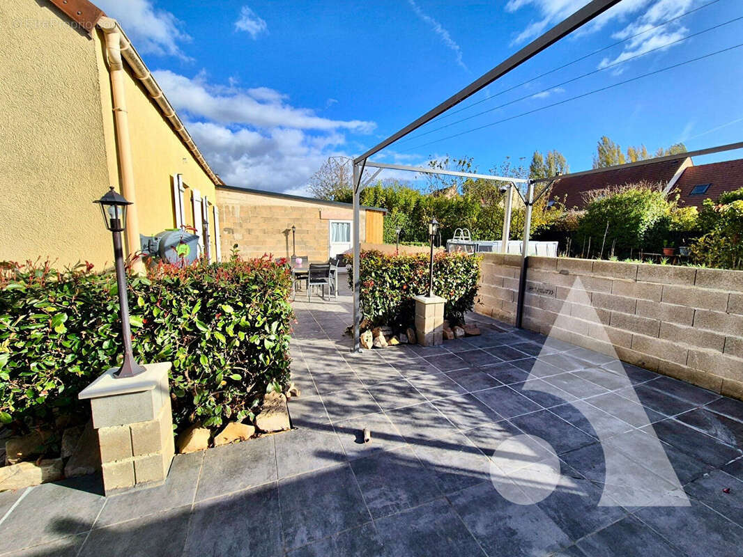 Maison à VILLERS-COTTERETS