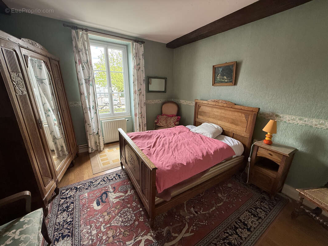 Maison à MONTBARD