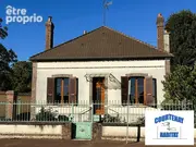 Maison à MONTCORBON