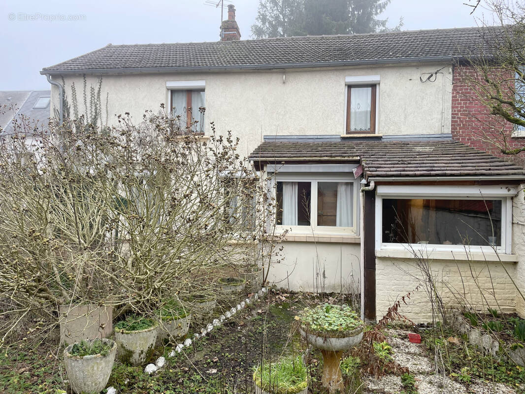 Maison à SAINTE-GENEVIEVE