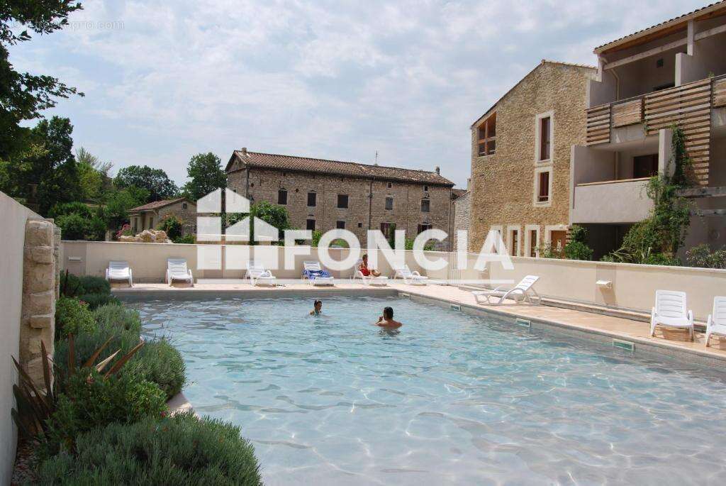 Appartement à BARJAC