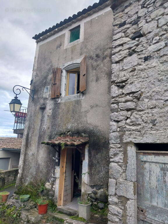 Maison à CHOMERAC