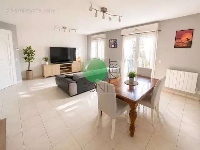 Appartement F3 à La Ferté-Alais, 65 m² - photo 2