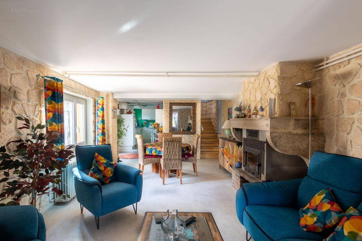 Maison à PIERRECLOS