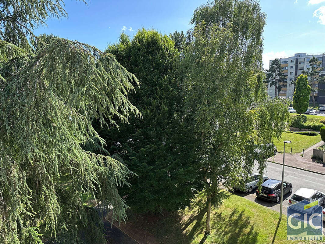 Appartement à HEROUVILLE-SAINT-CLAIR
