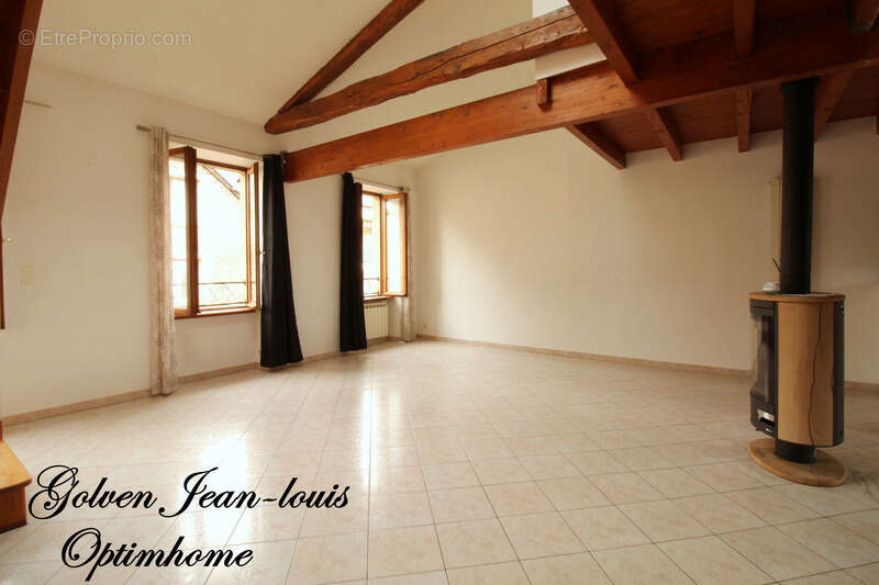Appartement à SAINT-AFFRIQUE