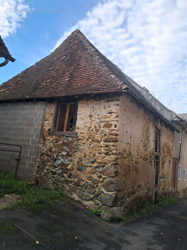 Maison à LUBERSAC
