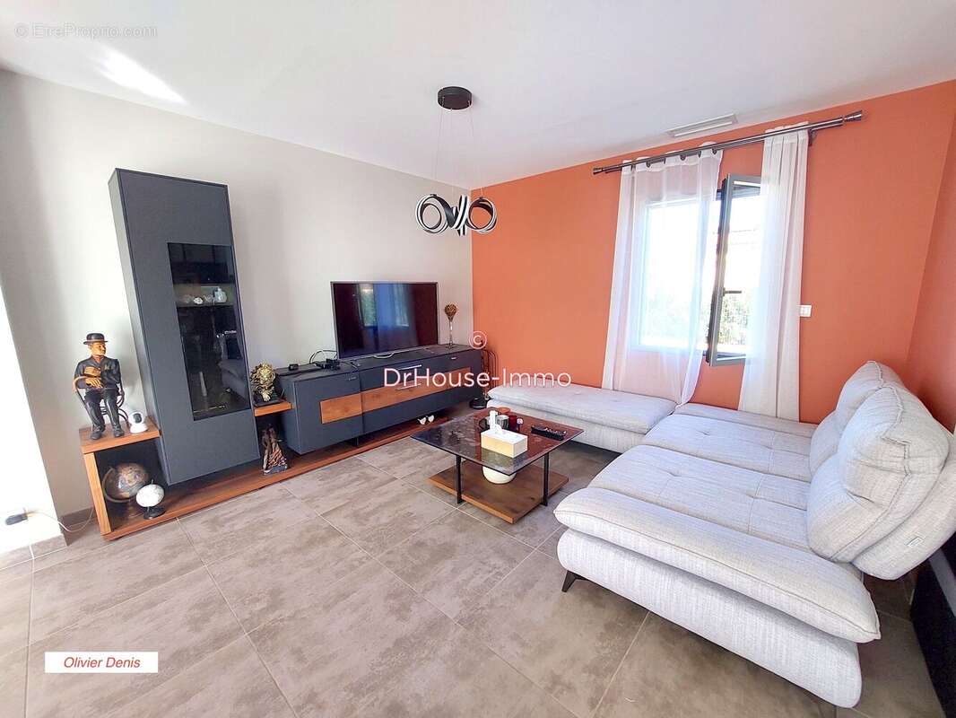 Maison à SAINT-SATURNIN-LES-APT