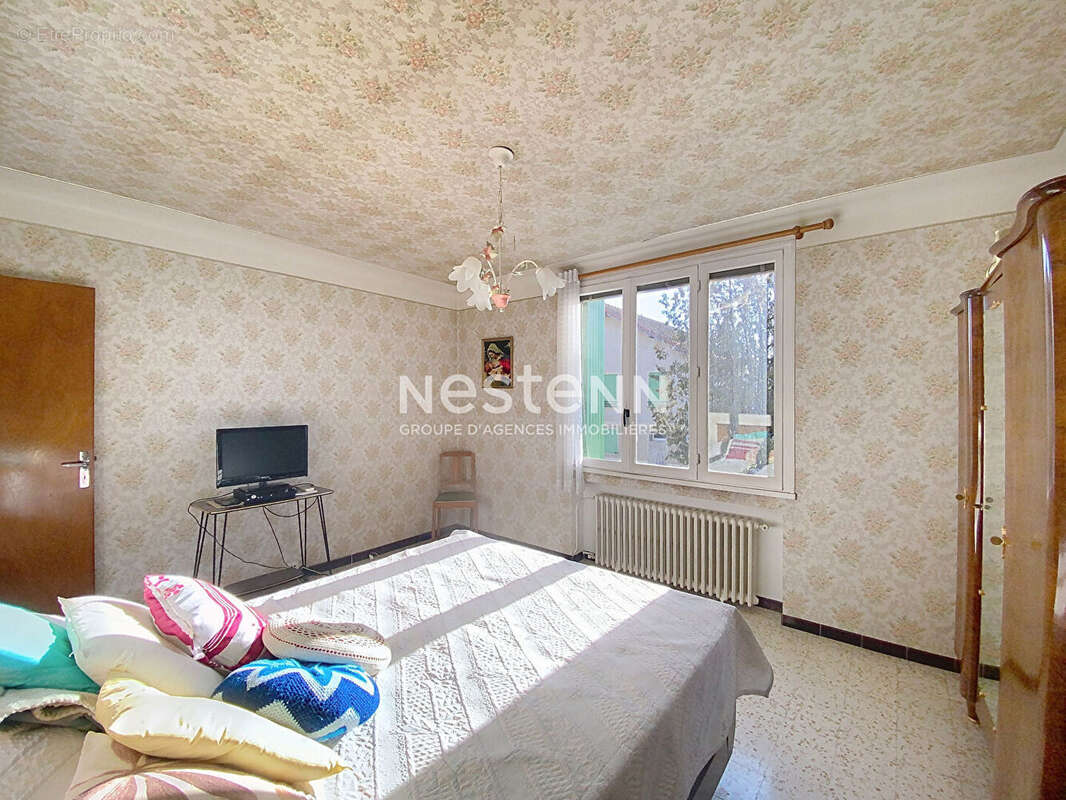 Maison à VILLELAURE