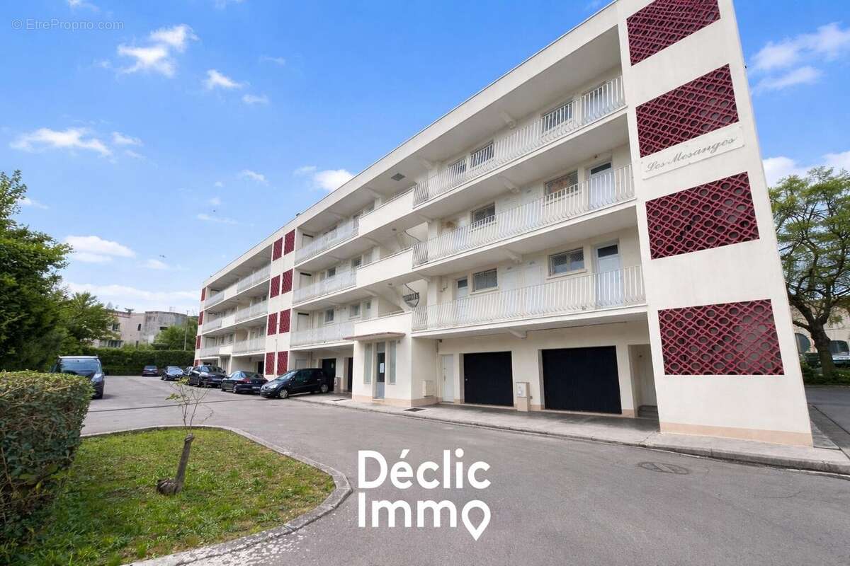 Appartement T2 + cave en rez de chaussée+ parking - photo 7