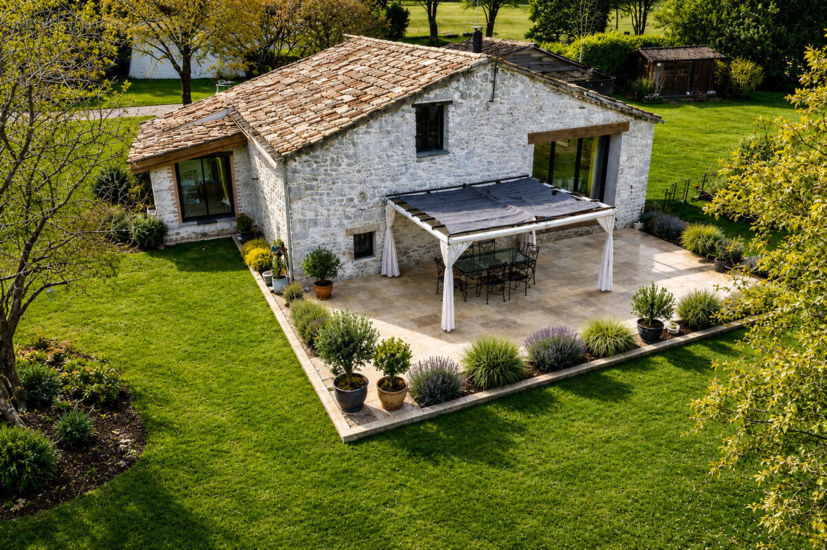 Maison à MONTAIGU-DE-QUERCY