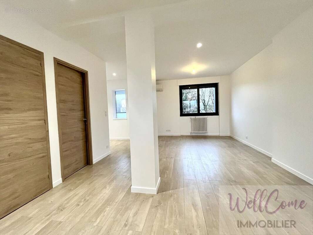 Appartement à DRUMETTAZ-CLARAFOND