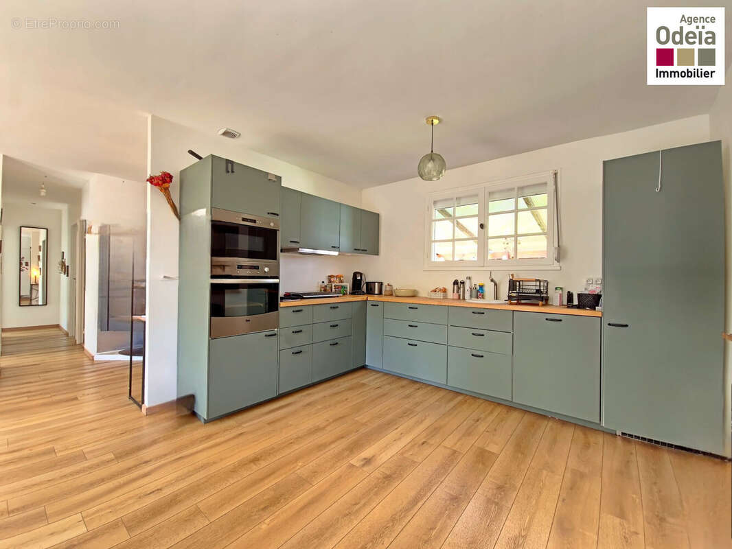 Agence Odeïa Immobilier - Audenge maison T5 avec garage - cuisine - Maison à AUDENGE