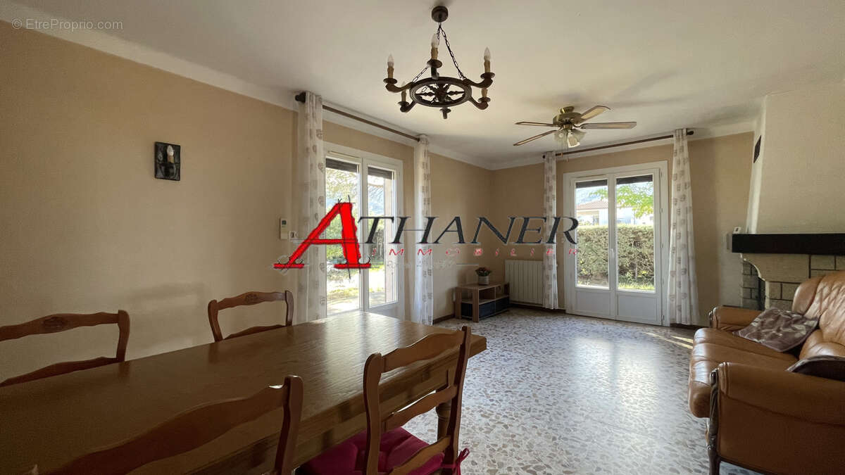 Villelongue Dels Monts - Villa 4 Faces 102 m2 carrez (160m2 utile) sur 3106m2 - photo 9