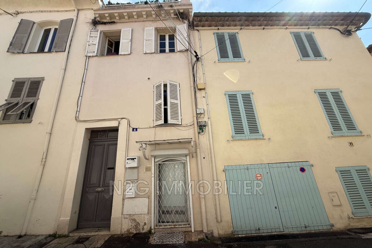 Appartement à LE CANNET