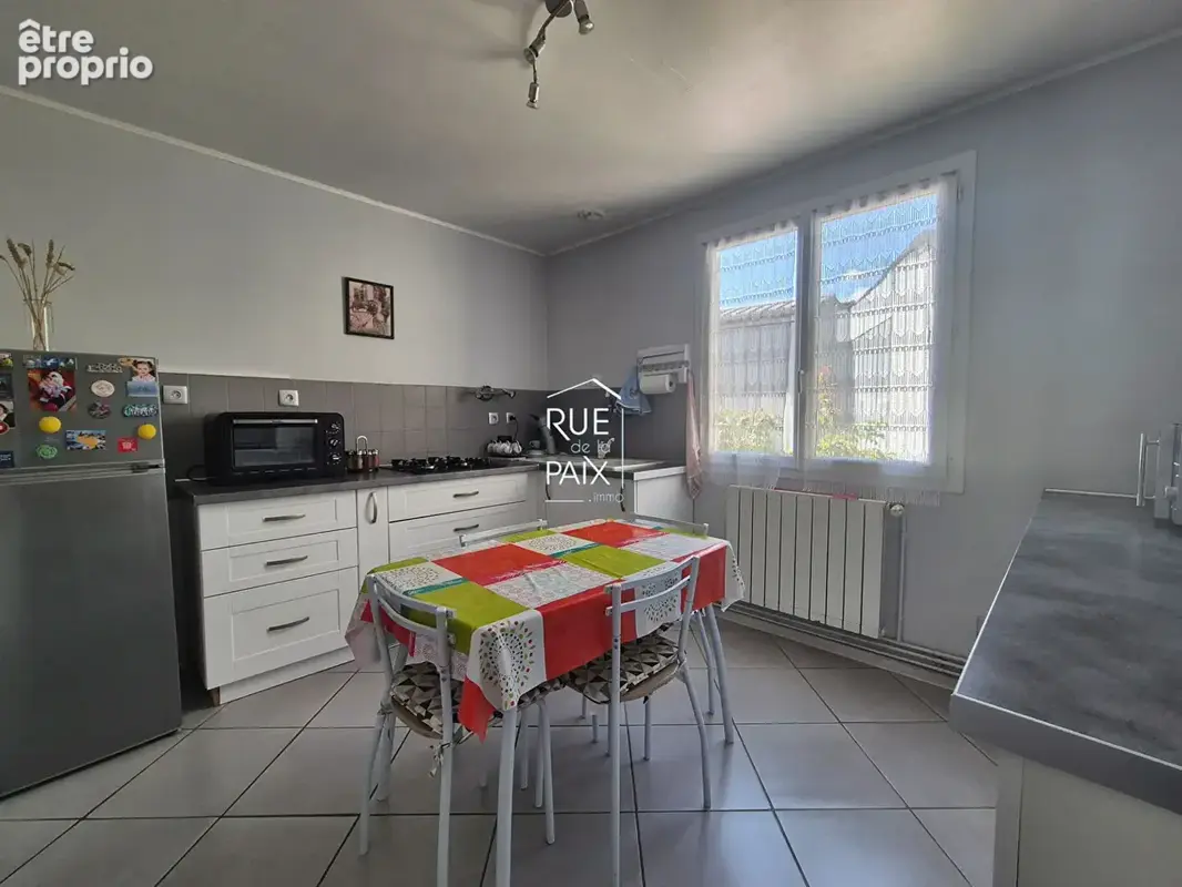Maison Ceaux En Loudun 4 pièce(s) 99 m2 - photo 8