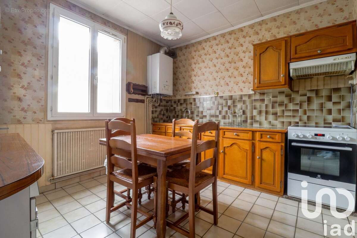 Photo 5 - Maison à SAULX-LES-CHARTREUX