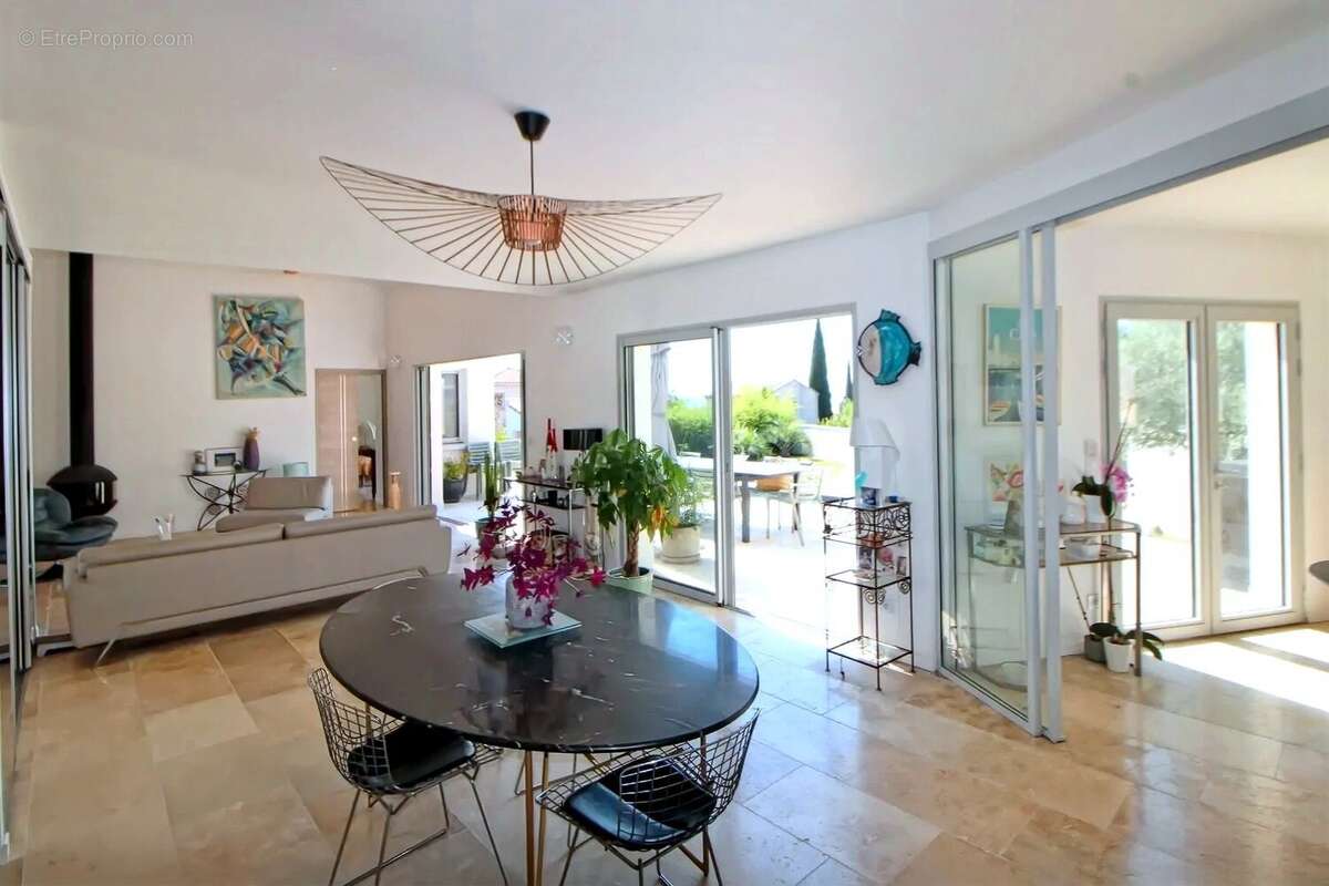 Villa moderne avec vue sur le bassin de thau - photo 5